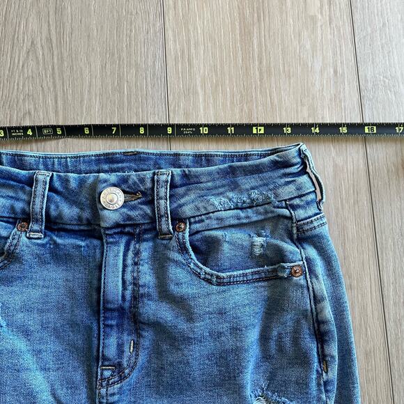American Eagle Women’s Curvy Hi-Rise Mini Denim Jean Skirt Distressed Size 4 - Picture 5 of 6